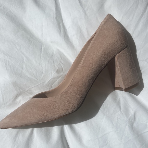 Marc Fisher 9.5 block pump heel - Picture 6 of 7